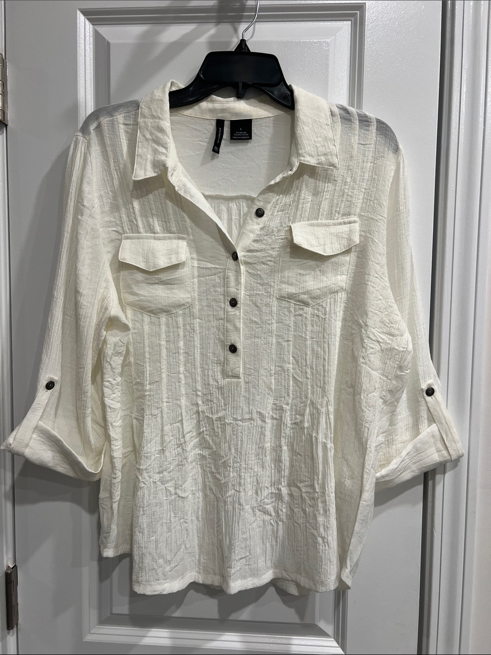new directions Cream Button-Placket Collared Blouse